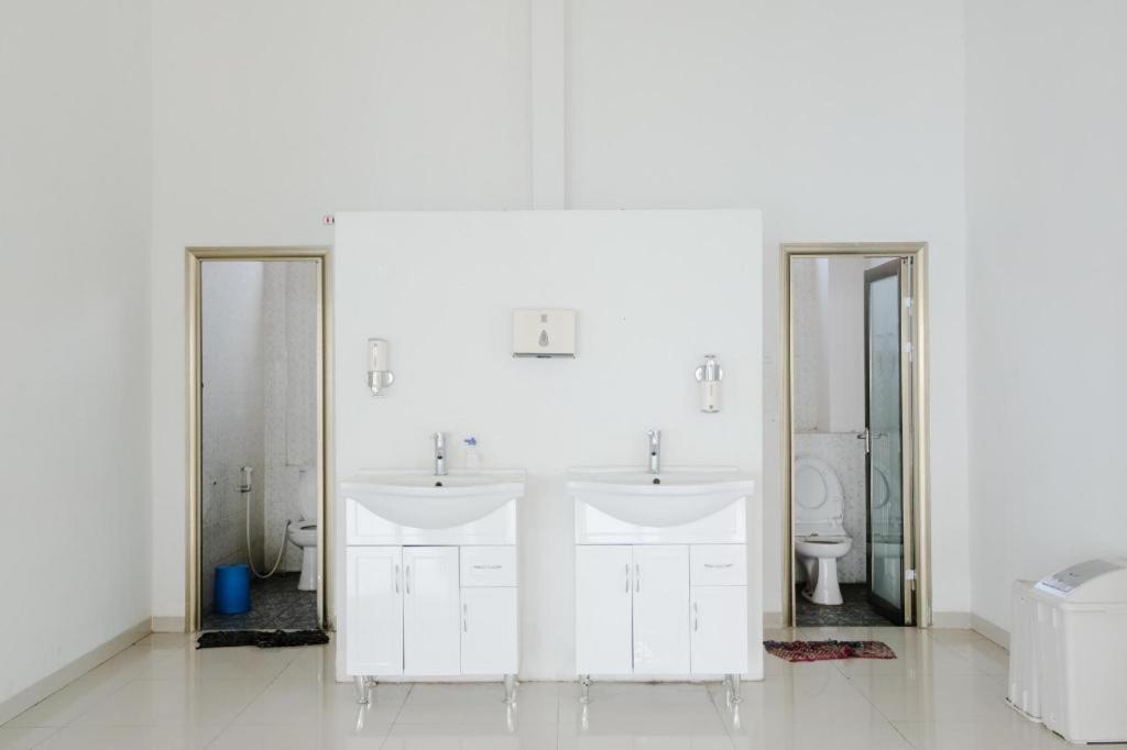 Oyo 1194 Villa Bukit Panderman Residence Batu  Kültér fotó