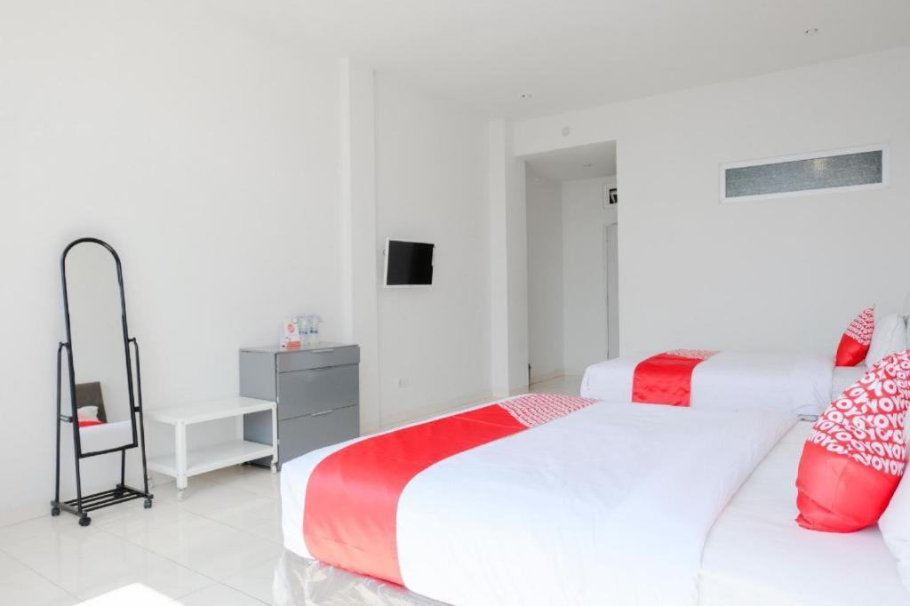 Oyo 1194 Villa Bukit Panderman Residence Batu  Kültér fotó